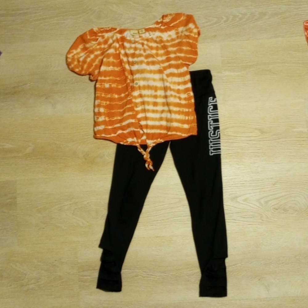 Leggings and shirt